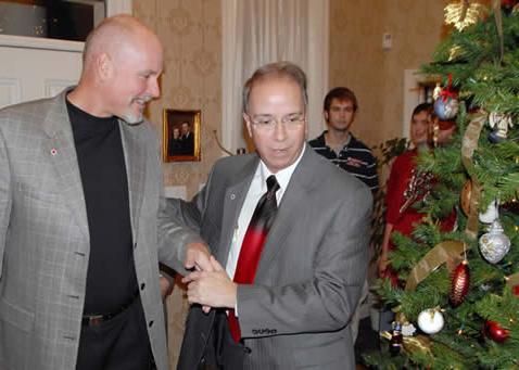 CU Holds Christmas Open House